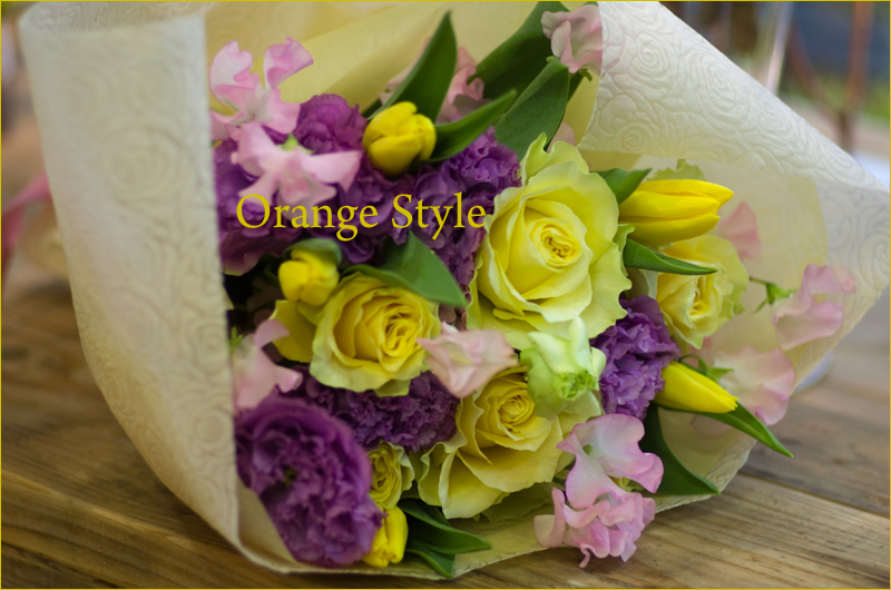 黄色と紫の男性に贈る花束 おしゃれなフラワーギフトやお供え花や胡蝶蘭